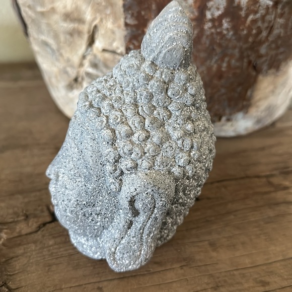 Grey & White Stone Face Buddha Head - Picture 4 of 10